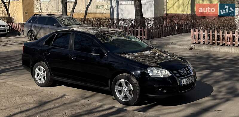 Volkswagen Jetta (2008)