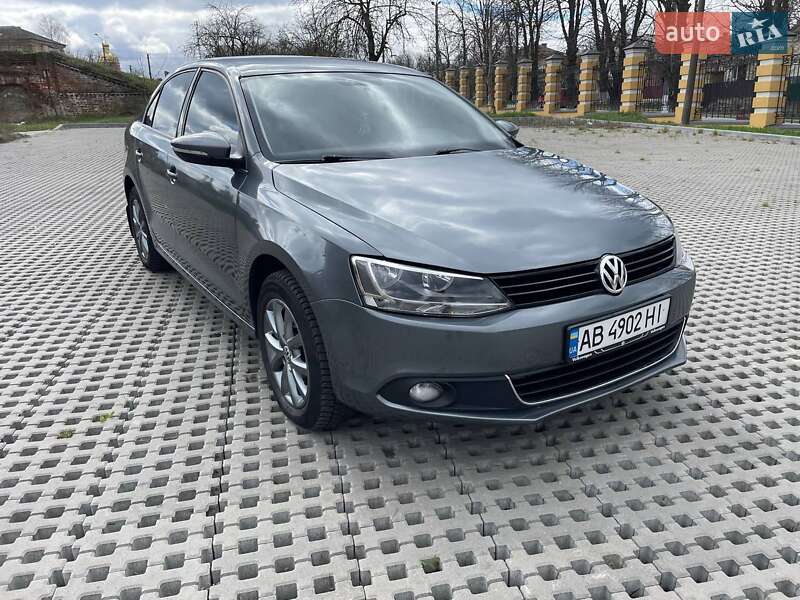 Volkswagen Jetta (2011)