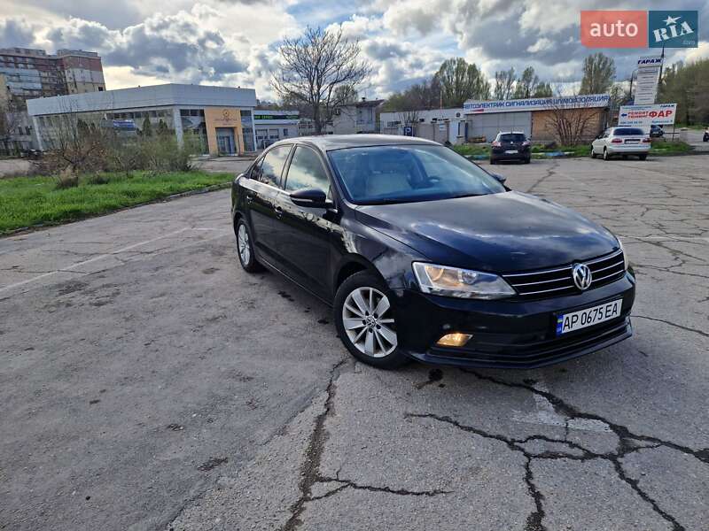 Volkswagen Jetta (2016)