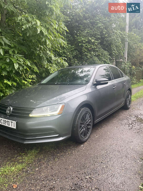 Volkswagen Jetta (2016)