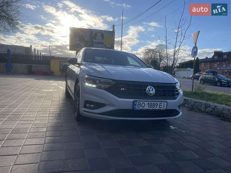 Volkswagen Jetta (2018)