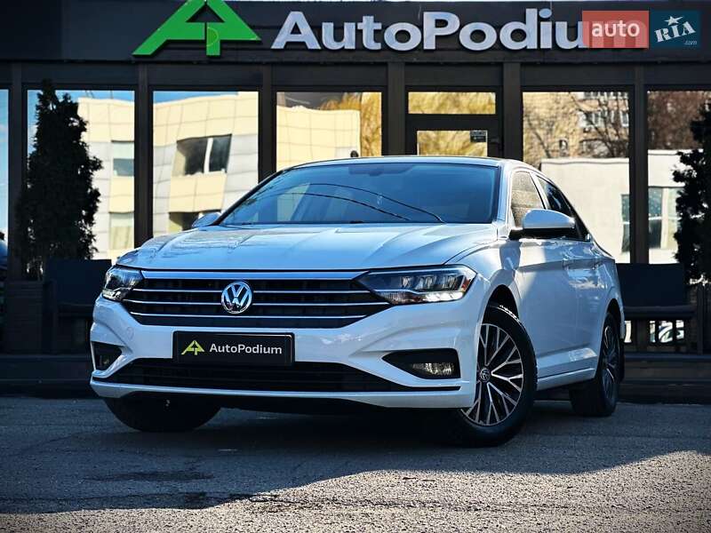 Volkswagen Jetta (2019)