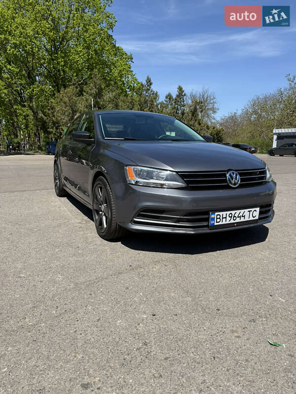 Volkswagen Jetta (2015)