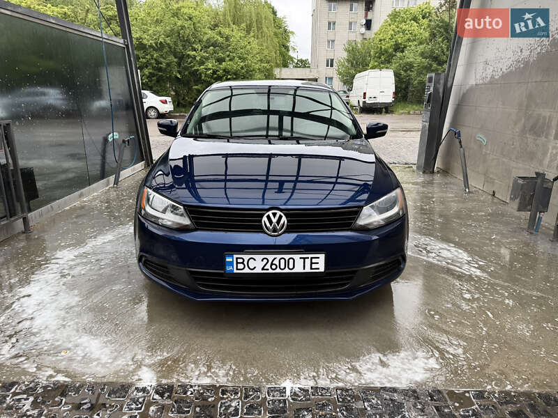 Volkswagen Jetta (2010)