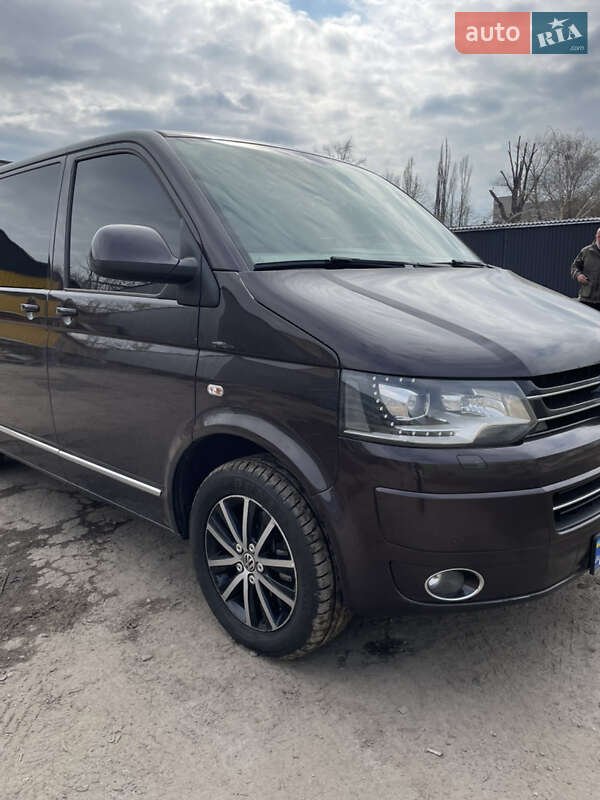 Volkswagen Multivan (2013)