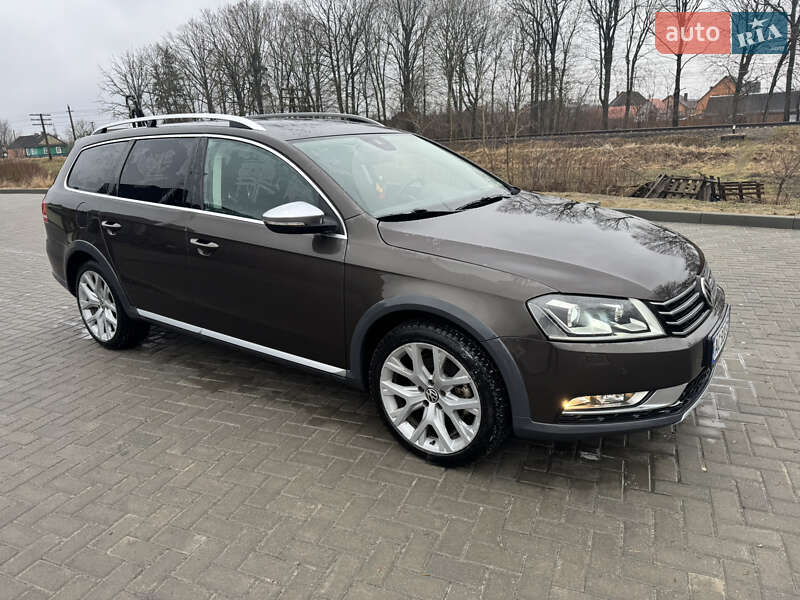 Volkswagen Passat alltrack (2012)