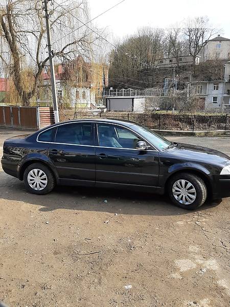 Volkswagen Passat (2004)