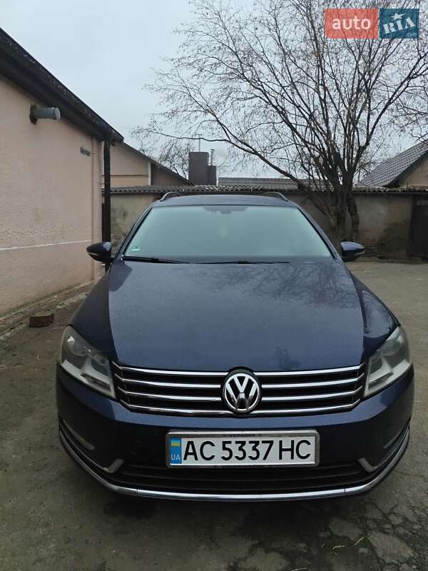 Volkswagen Passat (2011)