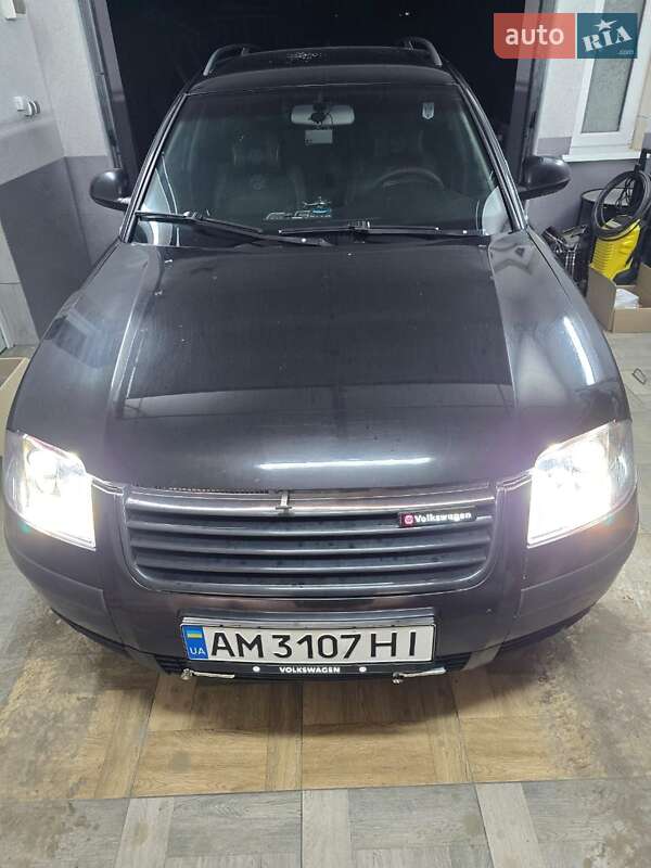 Volkswagen Passat (2003)