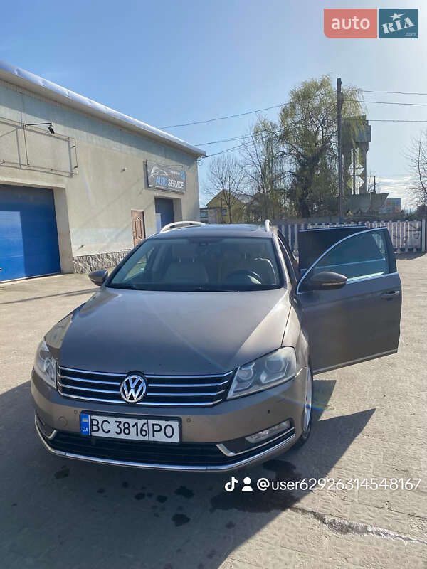 Volkswagen Passat (2011)
