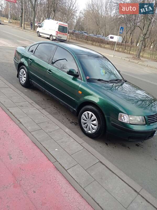 Volkswagen Passat (1997)
