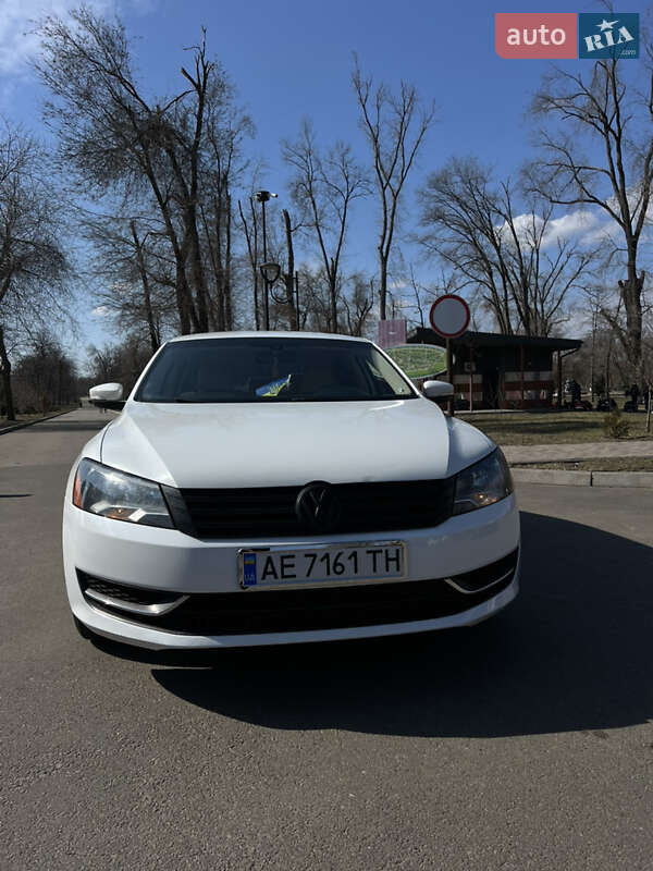 Volkswagen Passat (2012)