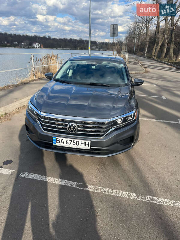 Volkswagen Passat (2021)
