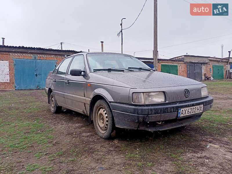 Volkswagen Passat (1993)