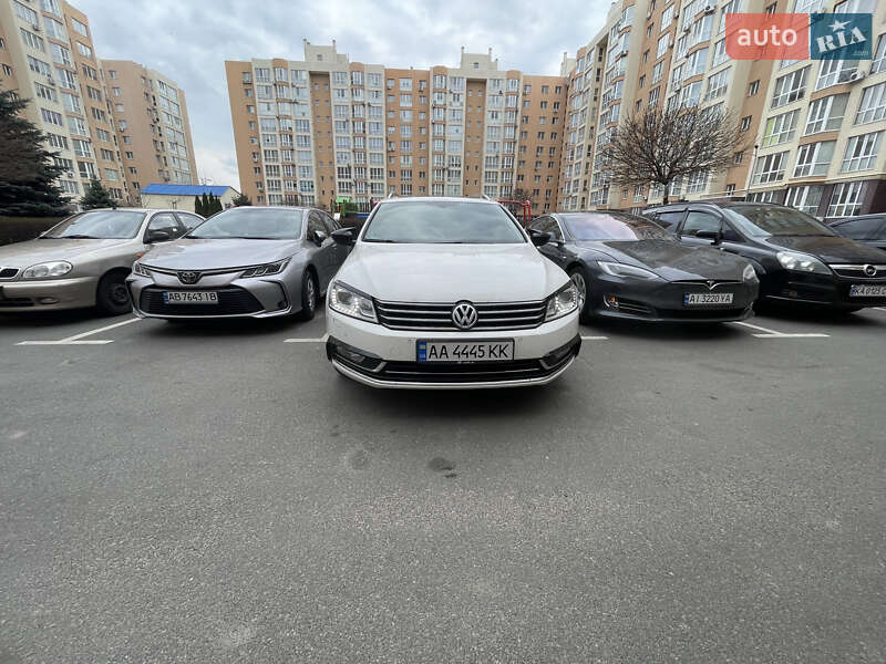 Volkswagen Passat (2011)