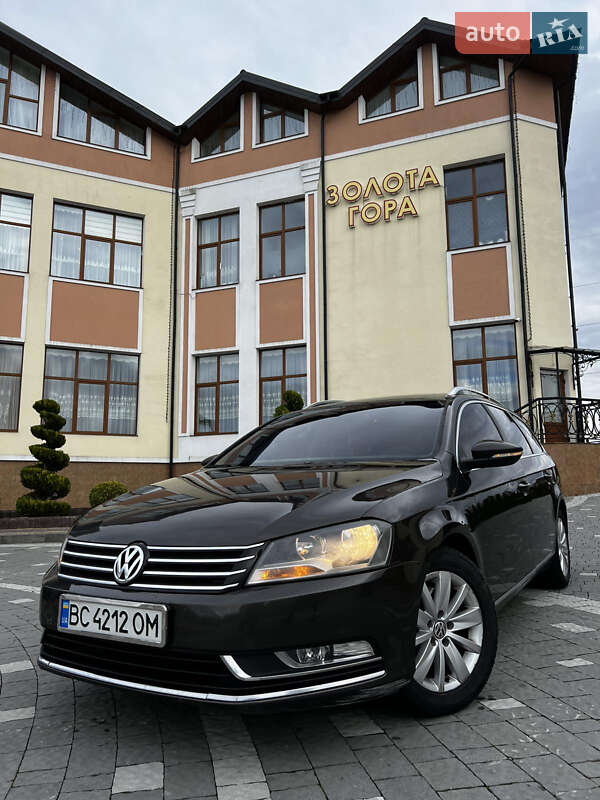 Volkswagen Passat (2012)