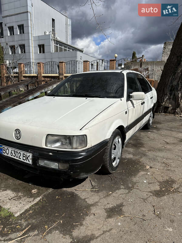 Volkswagen Passat (1989)