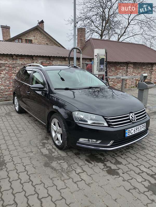 Volkswagen Passat (2011)