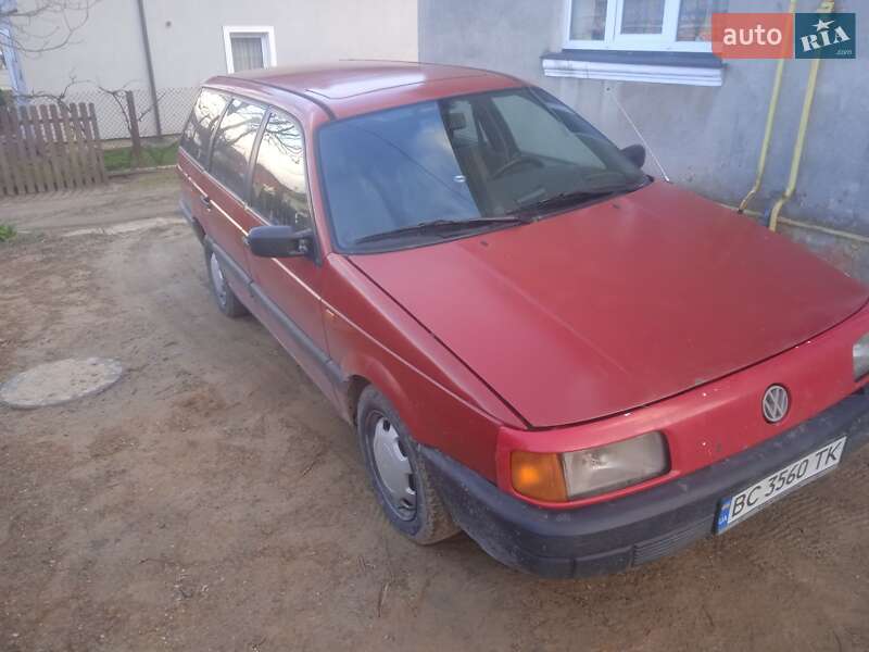 Volkswagen Passat (1993)