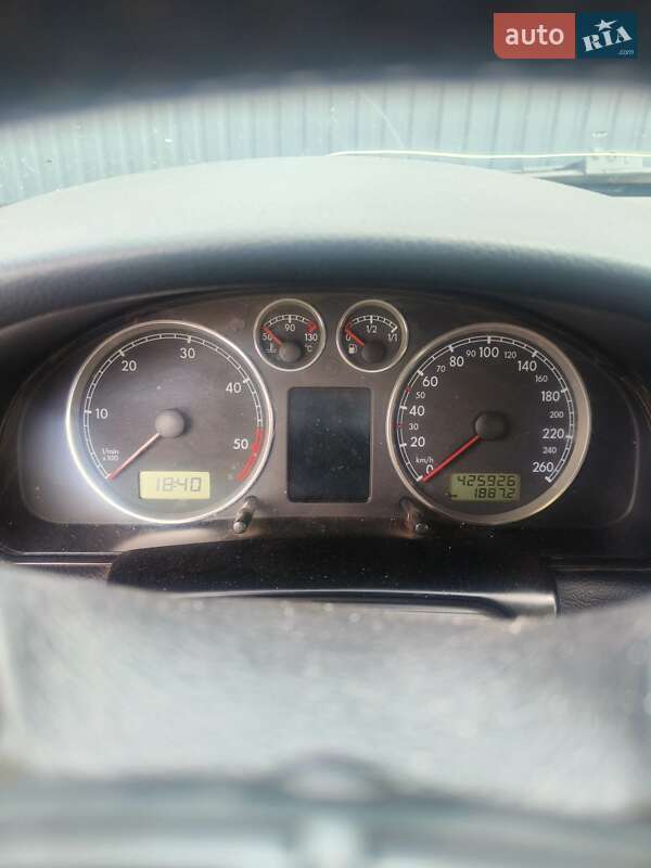 Volkswagen Passat (2002)
