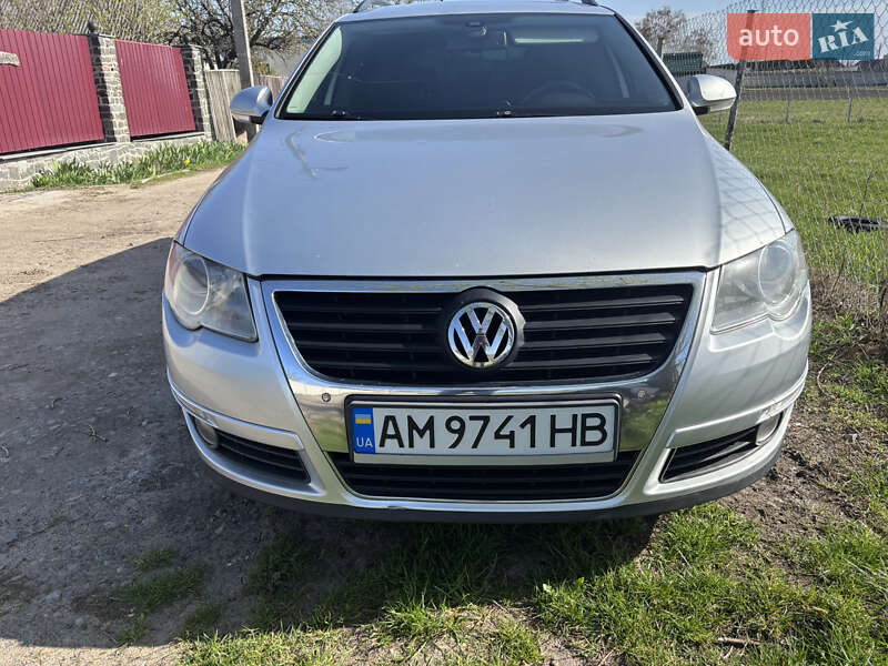 Volkswagen Passat (2010)