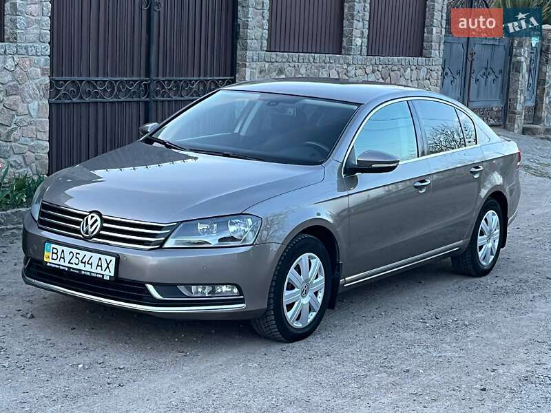 Volkswagen Passat (2011)