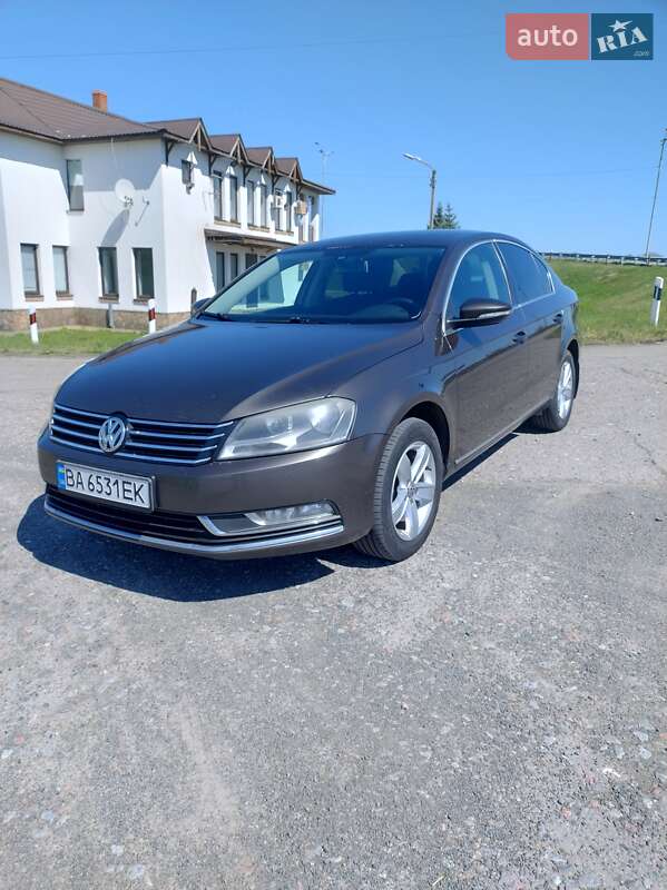 Volkswagen Passat (2011)