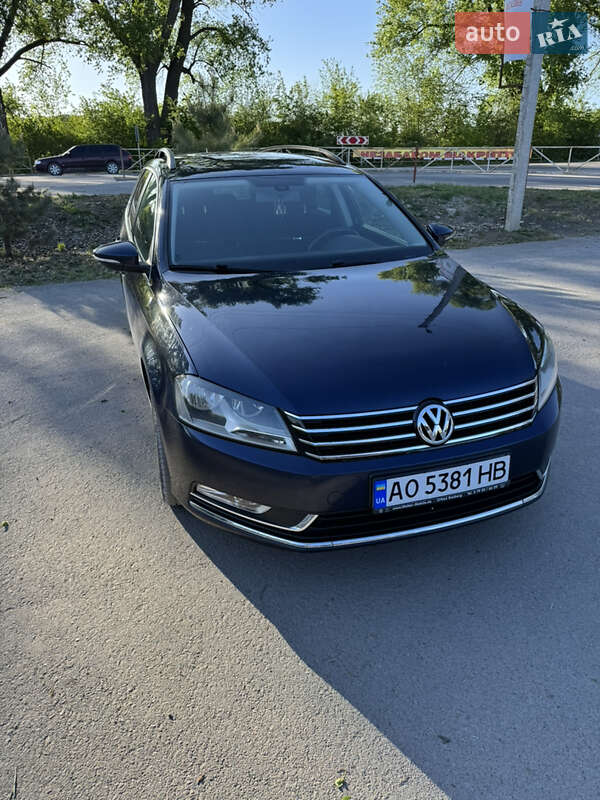 Volkswagen Passat (2011)