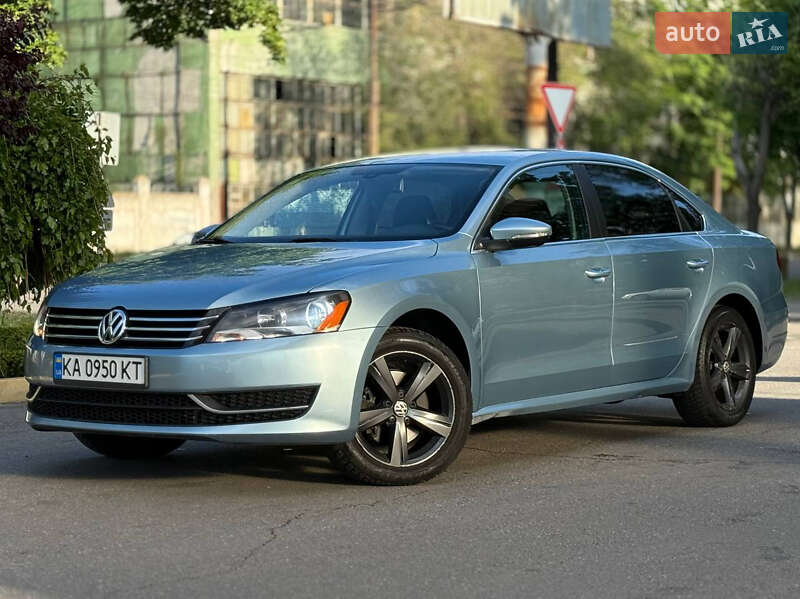 Volkswagen Passat (2012)