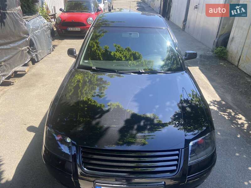 Volkswagen Passat (2003)