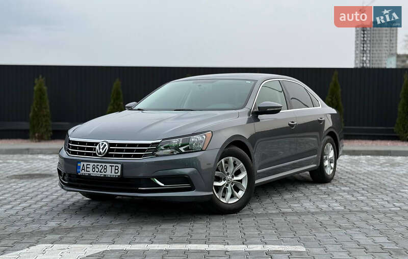 Volkswagen Passat (2016)