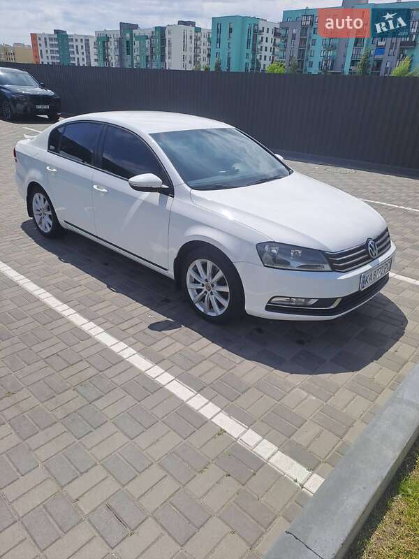 Volkswagen Passat (2012)