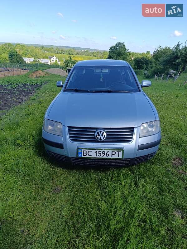 Volkswagen Passat (2002)