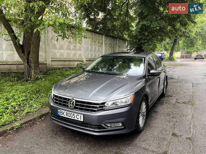 Volkswagen Passat (2016)