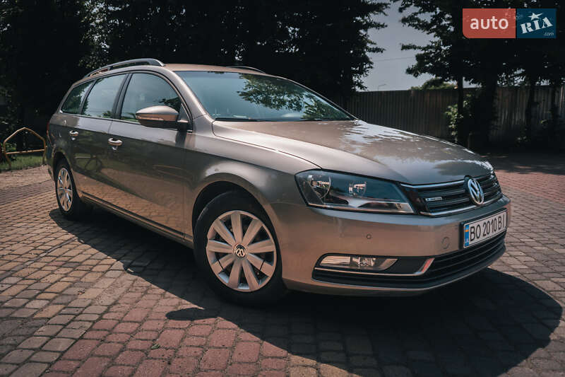 Volkswagen Passat (2011)