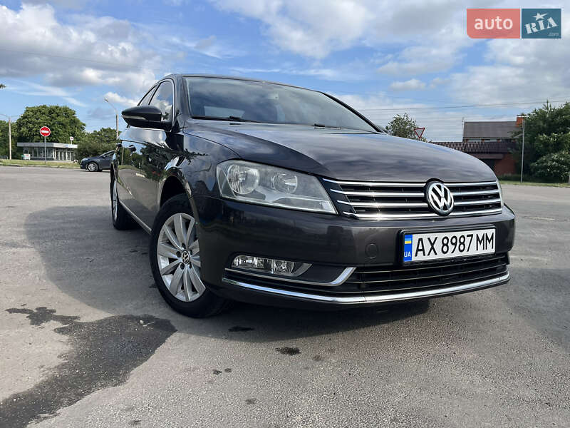 Volkswagen Passat (2011)