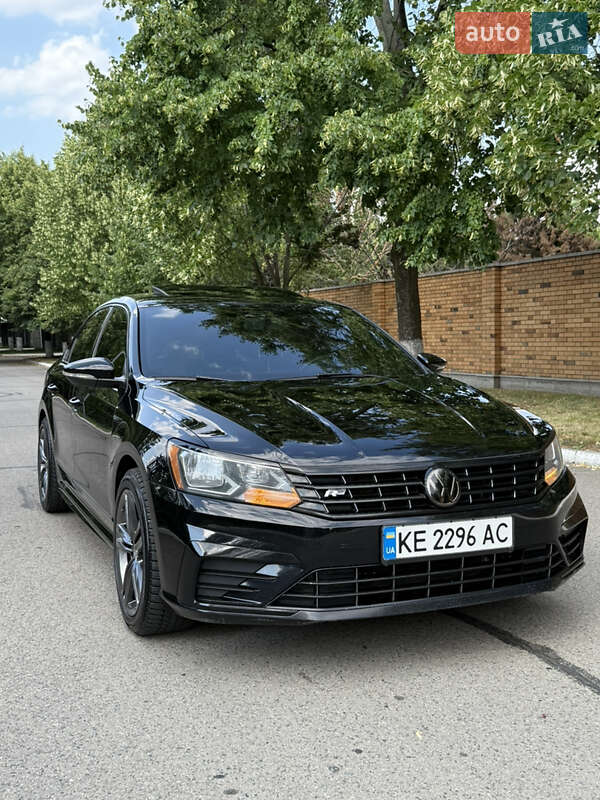 Volkswagen Passat (2016)