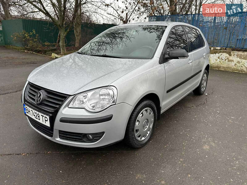 Volkswagen Polo (2002)