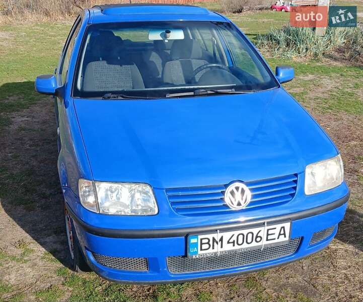 Volkswagen Polo (2001)