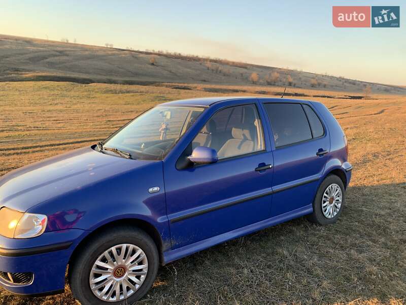 Volkswagen Polo (2001)