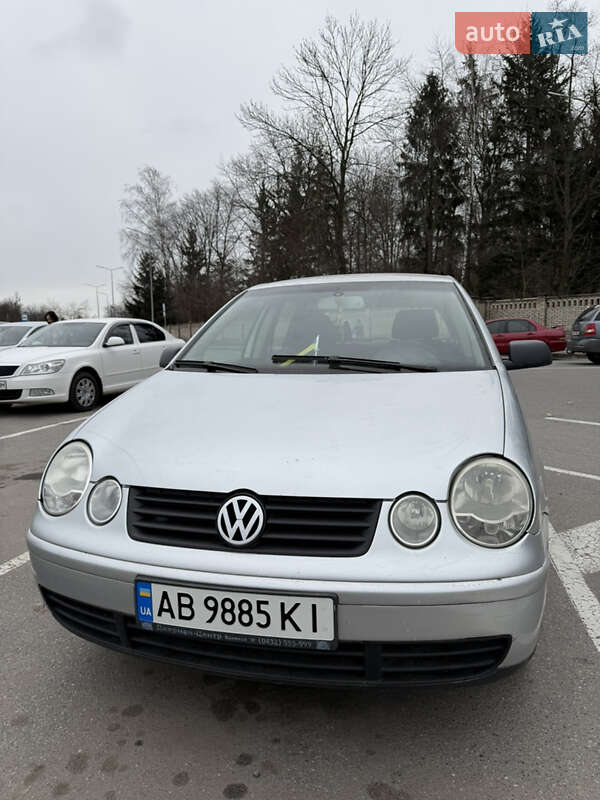 Volkswagen Polo (2004)
