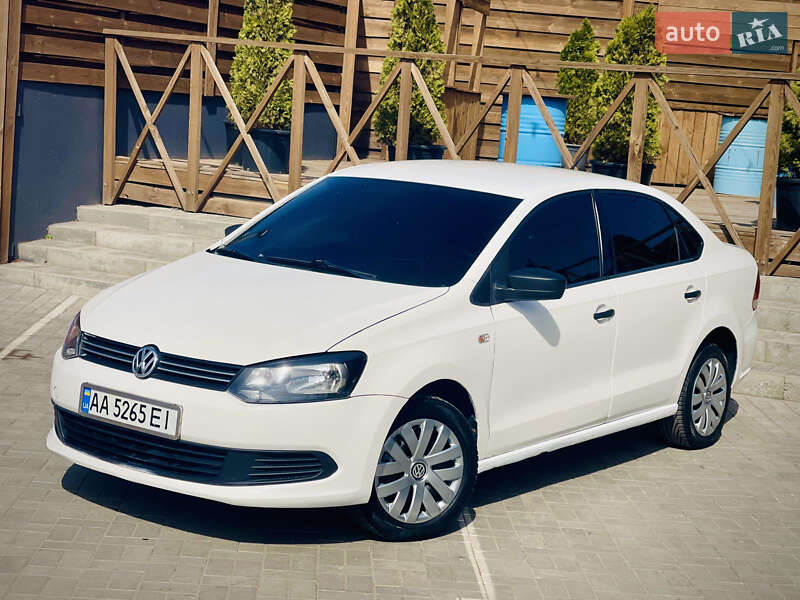 Volkswagen Polo (2012)