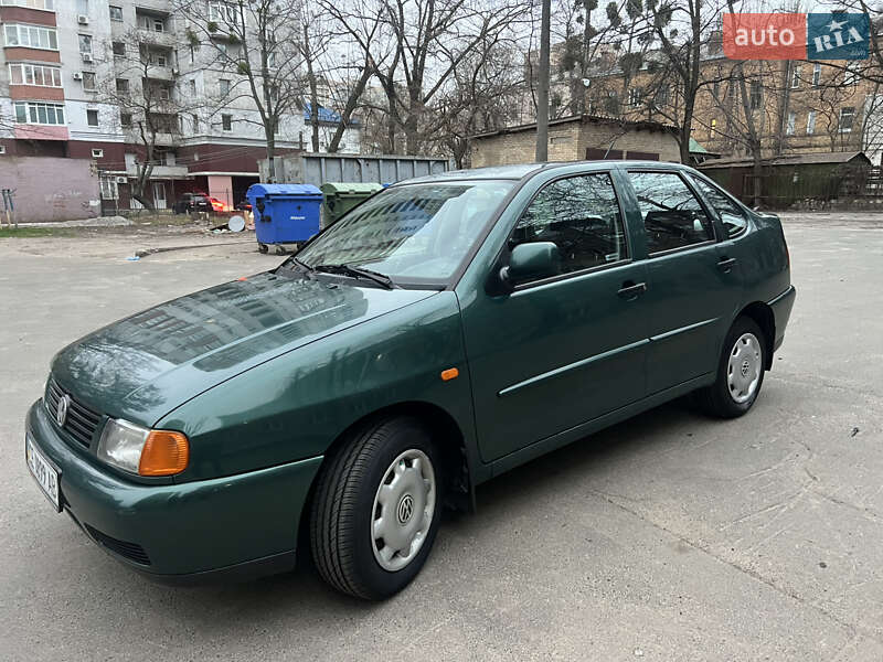 Volkswagen Polo (1997)