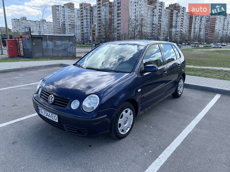 Volkswagen Polo (2004)