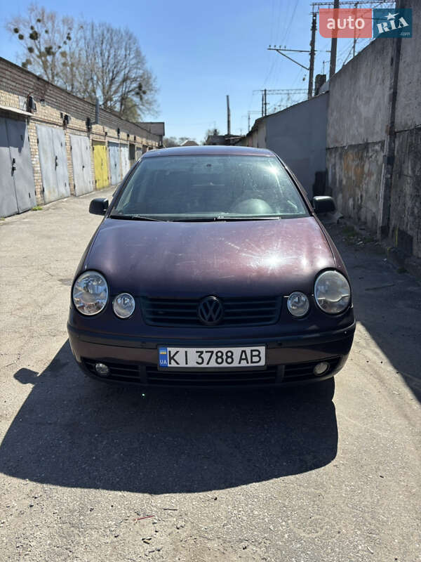 Volkswagen Polo (2002)