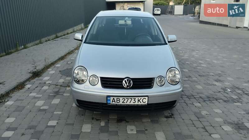 Volkswagen Polo (2004)