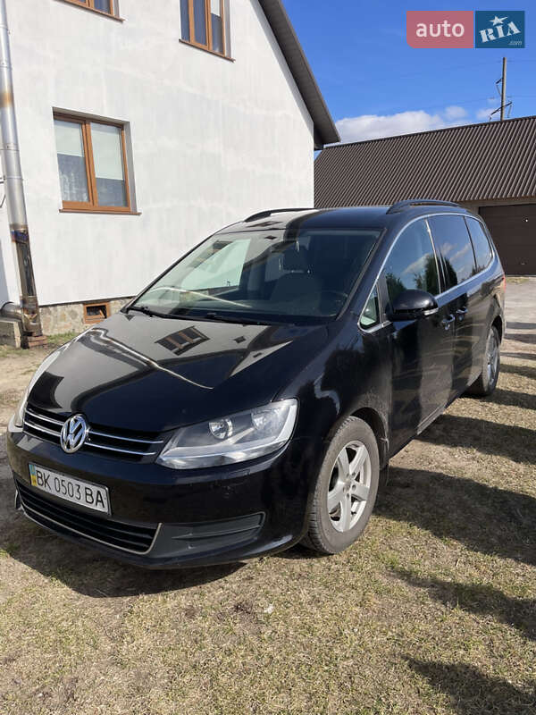 Volkswagen Sharan (2010)