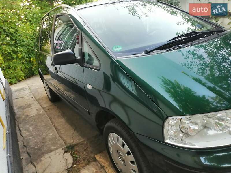 Volkswagen Sharan (2001)