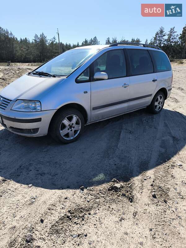 Volkswagen Sharan (2001)