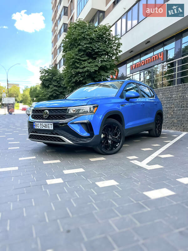 Volkswagen Taos (2021)